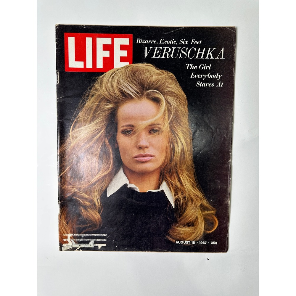 Vintage LIFE Magazine August 18 1967 Veruschka Cover Coca-Cola Ad 60s Fashion